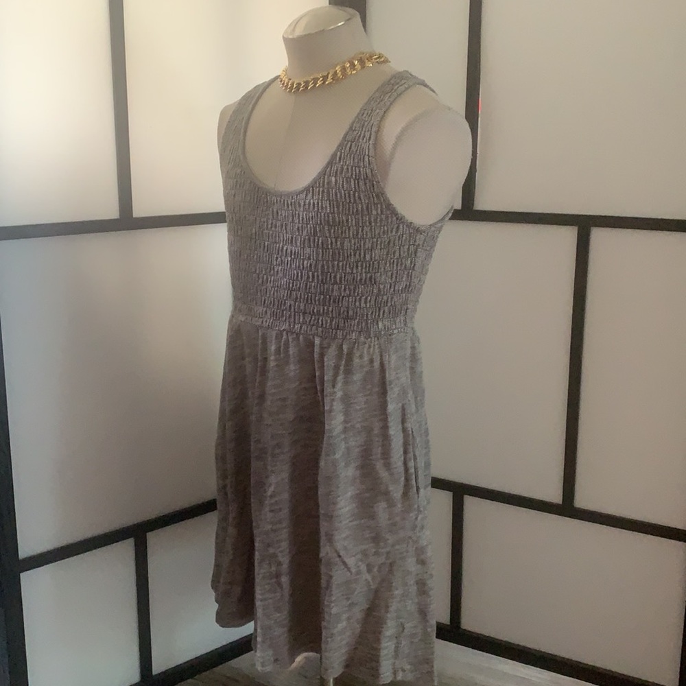 Saturday Sunday | Women’s Sleeveless Dress S I373 - Picture 3 of 10